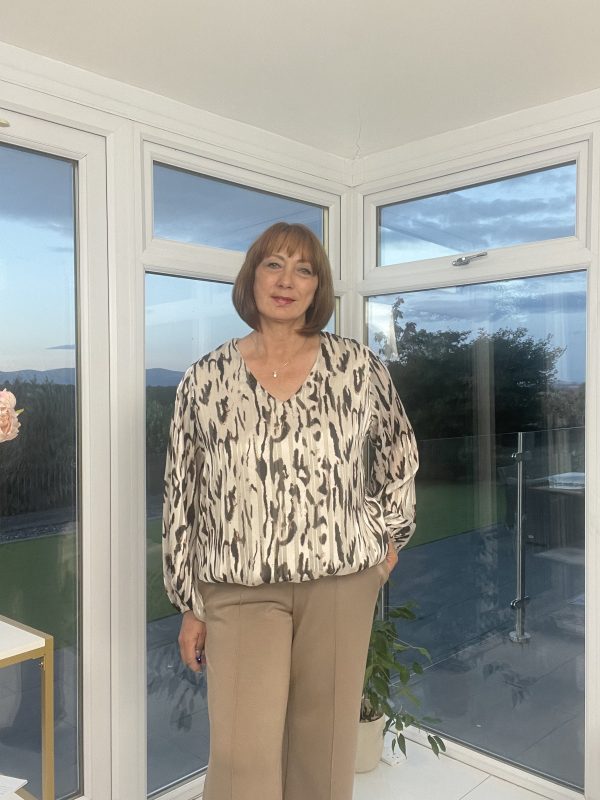 Fran - Glitter Animal Print V-Neck Blouse